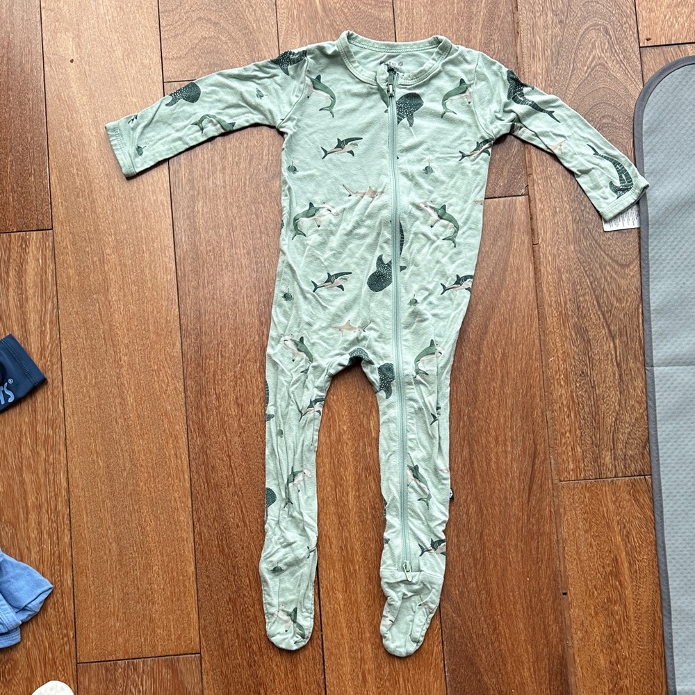 Kyte BABY Sea Green Shark Print Footie
